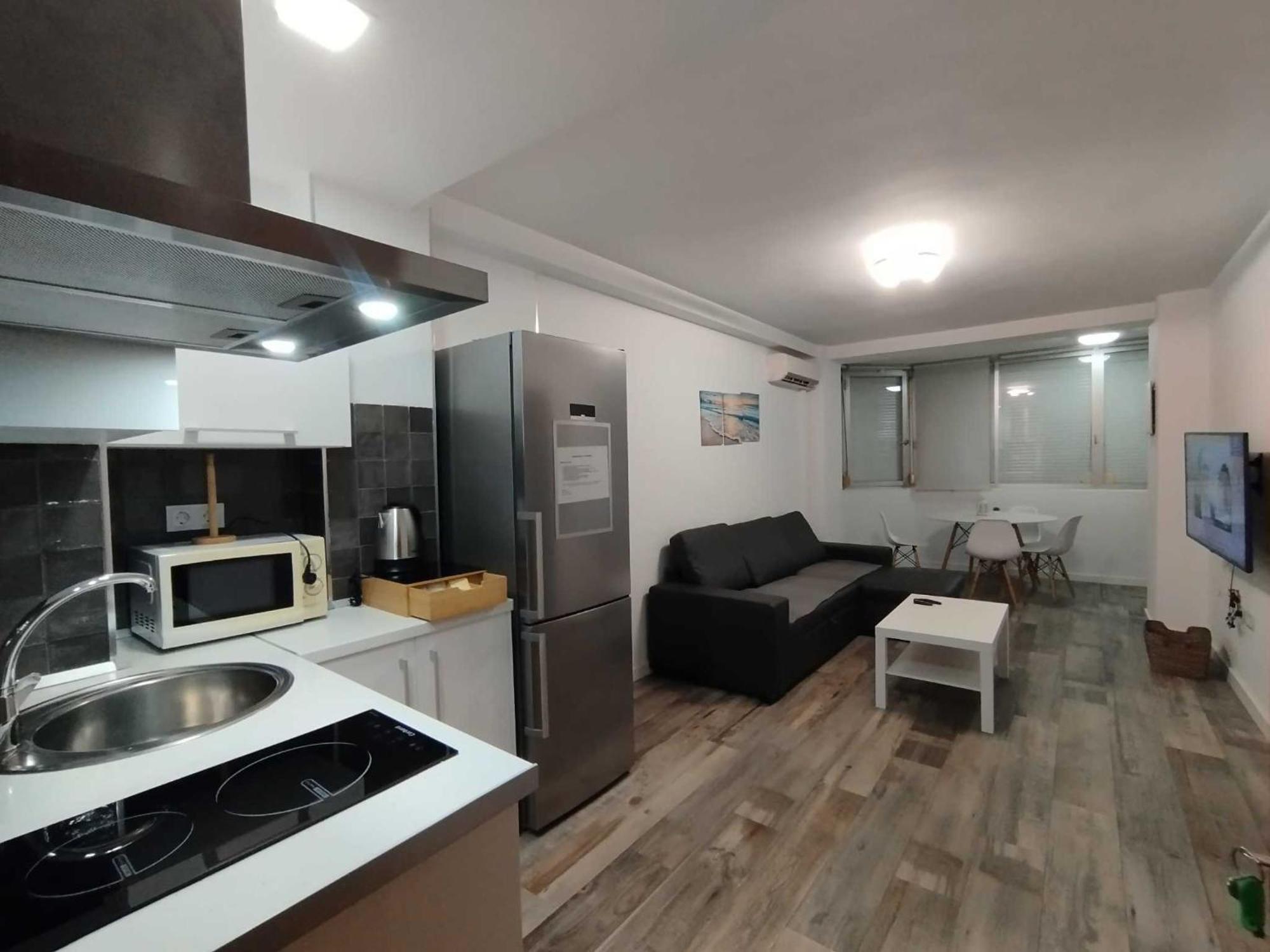 Plazamar Centro Apto 1 Dorm 3 Huesped Playa Wifi Torre Del Mar Exterior foto